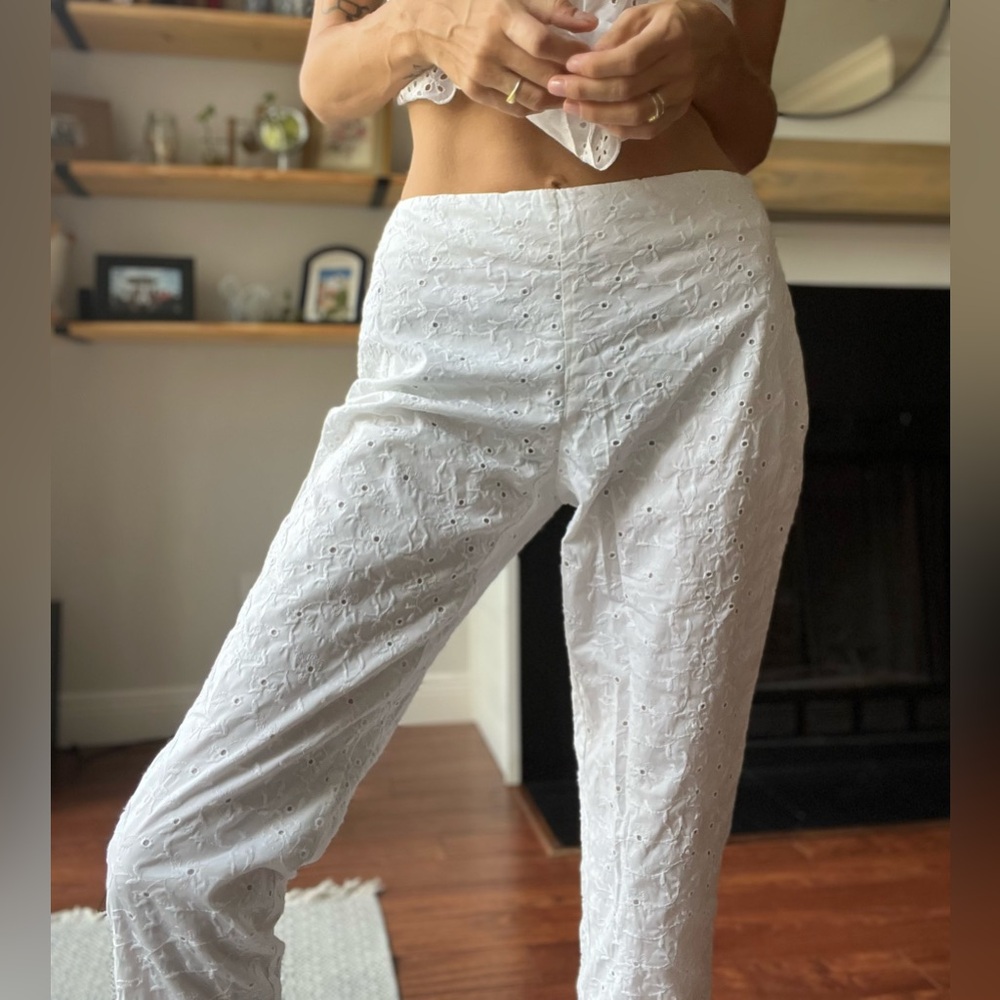 Vintage INC White Eyelet cropped pants